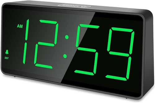 Eachui Wecker digital Batteriebetrieben mit großen Zahlen, Digitaler Wecker mit LED Display, regelbarer Helligkeit und Lautstärke, Snooze, 12/24 Std.- und DST-Modus (Grüne Ziffern)