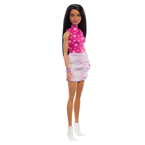 Barbie Fashionistas Puppe Nr. 215 mit schwarzem, glattem Haar, pinkem Oberteil mit Sternenmuster und schillerndem Rock, Modepuppe zum Sammeln anlässlich des 65. Jubiläums, HRH13