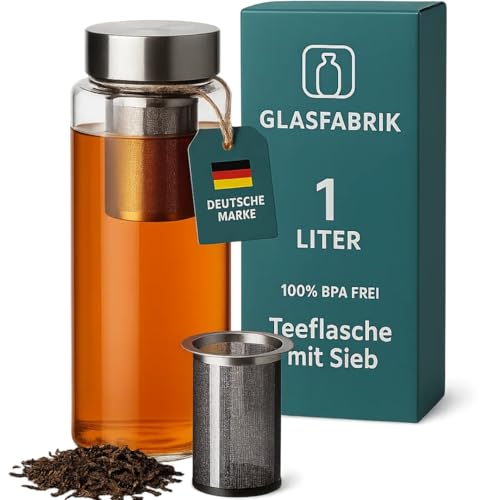 GLASFABRIK® Teeflasche mit Sieb 1L – Glas Teeflasche mit Edelstahldeckel & Siebeinsatz – Thermoskanne für losen Tee & Cold Brew – BPA-frei & hitzebeständig bis 300 °C