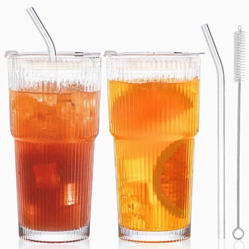 BUOAZR 2 Stück 600ml Gerippte Glasbecher mit Deckel und Strohhalm, Eiskaffee Gläser, Smoothie Becher, luftdichtes und wasserdichtes Design, Trinkgläser ideal als Saft, Cocktails, Bier, Kaffee