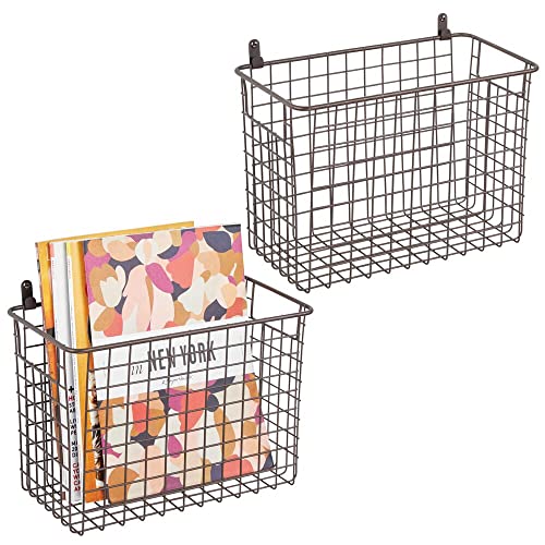 mDesign 2er-Set Wandregal aus Metall – großer Ablagekorb für Flur, Schlafzimmer und andere Räume – Organizer für Briefe, Geldbörsen, Sonnenbrillen oder Badaccessoires – bronzefarben