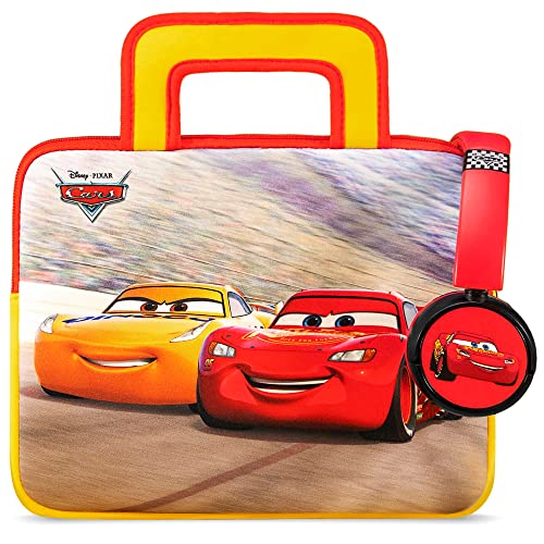Pebble Gear Disney Pixar Cars Kids Tablet-Tasche & Kopfhörer, kindersichere Lautstärkebeschränkung, Kinder-Tasche passend für 8 Zoll Tablets, Platz für Spielzeug & Zubehör, Music-Sharing Funktion