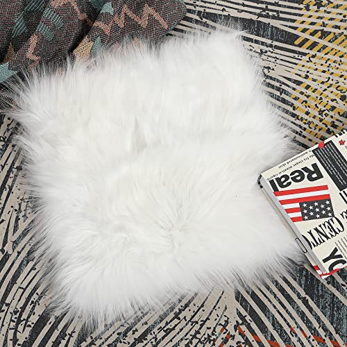 Sibba Stuhlkissen Aus Kunstpelz Klein Quadratisch Flauschiges Teppich 30 cm Faux Kissen Stuhl-Sitzkissen Teppichmatte Weich Flauschig Fluffy Wohnzimmer Schlafzimmer Sofa Fotografie Mädchen (Weiß)