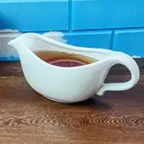 Sauciere aus Porzellan mit tropffreiem Ausgießer, 710 ml, weiße Sauciere - perfekt zum Servieren von heißer Soße, Soße oder Dressing